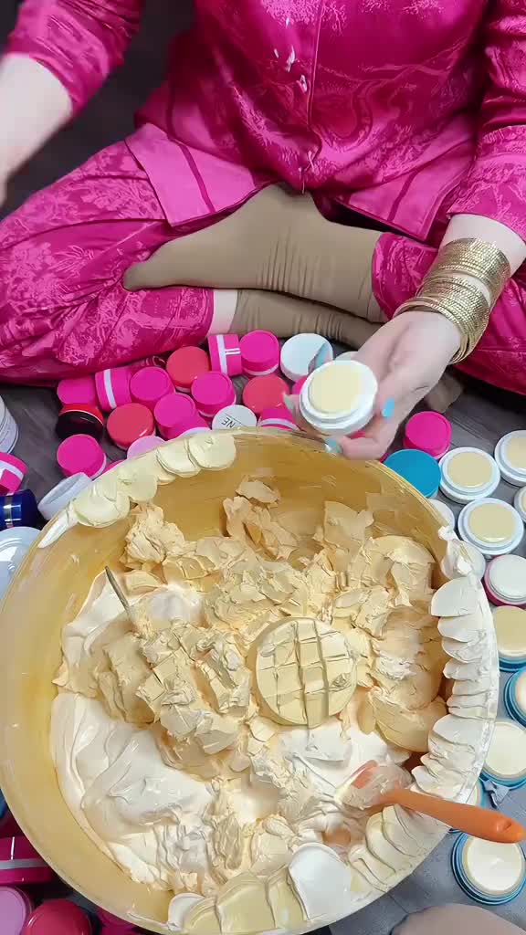 @GlowingSkinSolutions