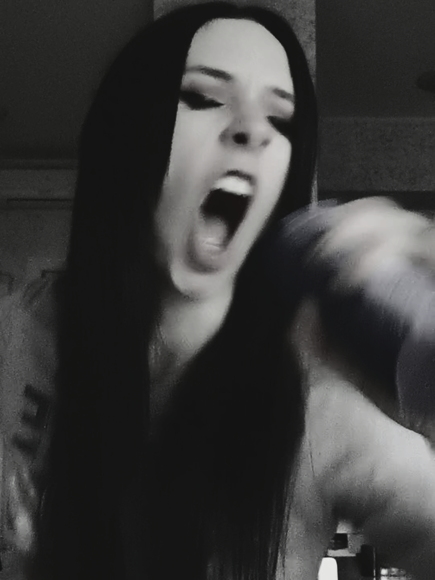 @Jokerina