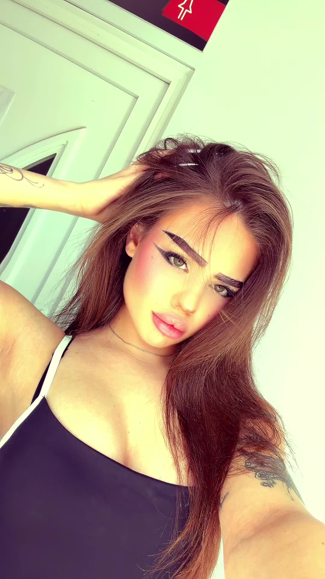 @Lara Lakatos