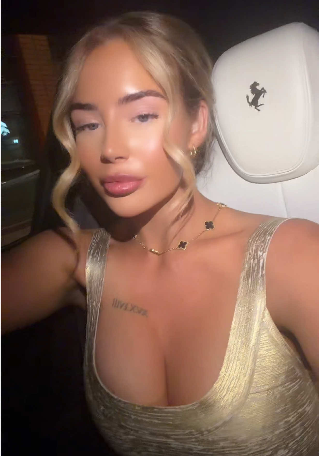 @𝓔𝓵𝓪