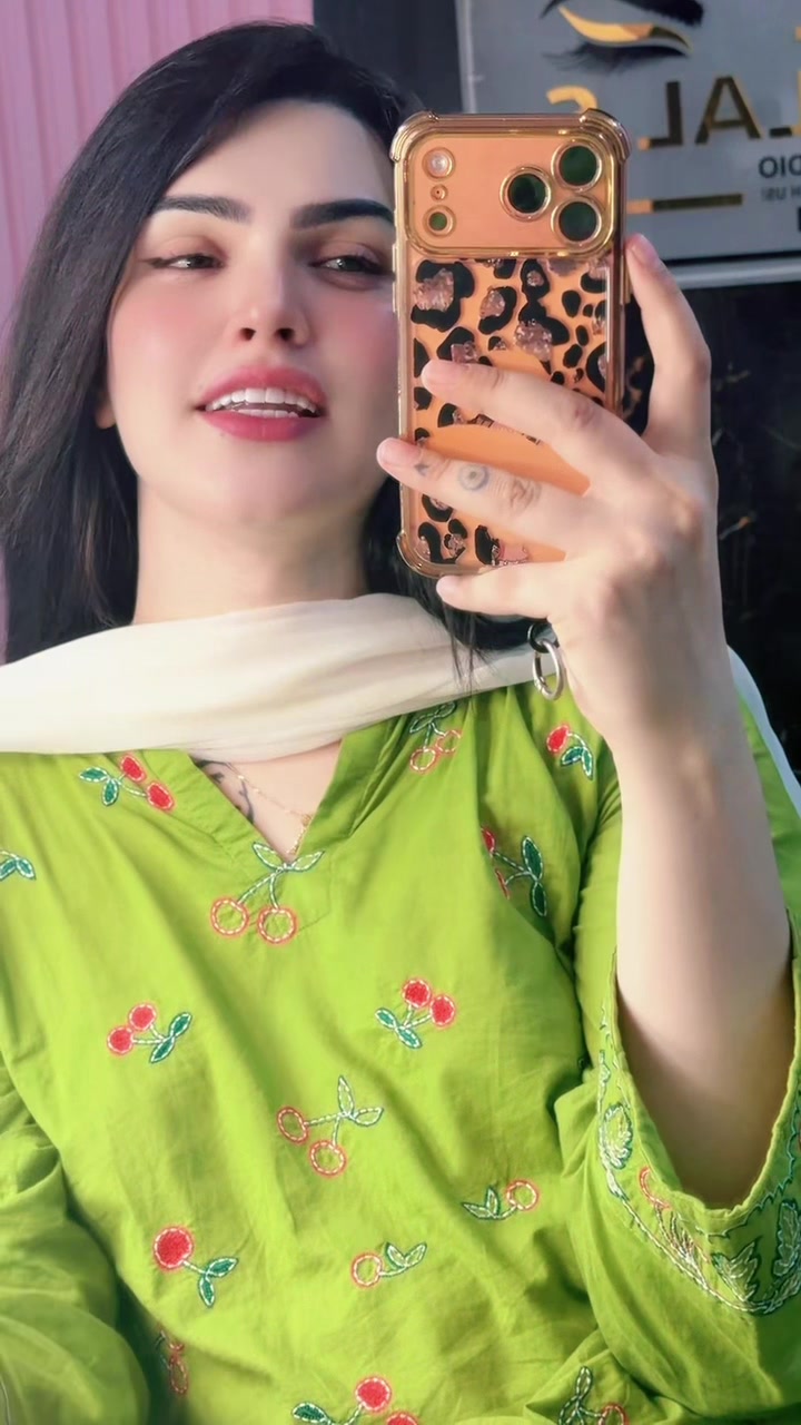 @The Fashion Queen GuLLaL