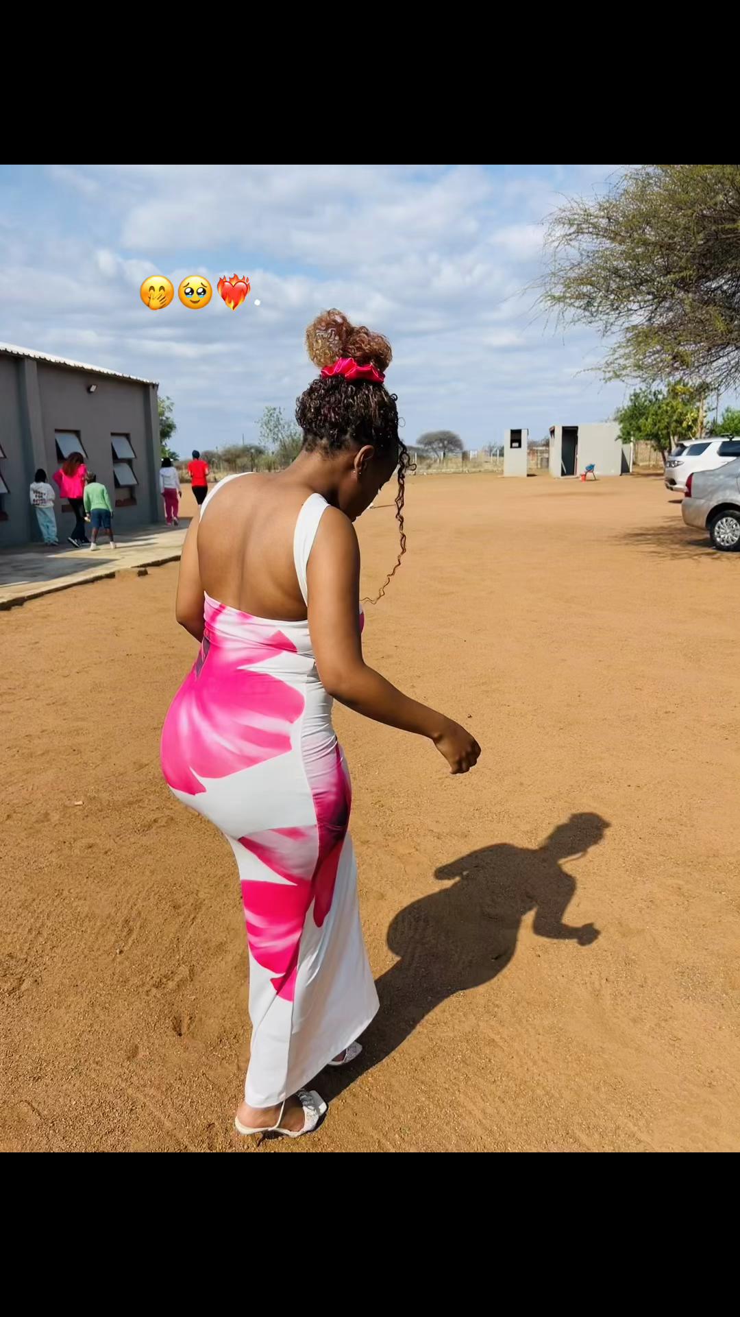 @Mickyla Boikanyo