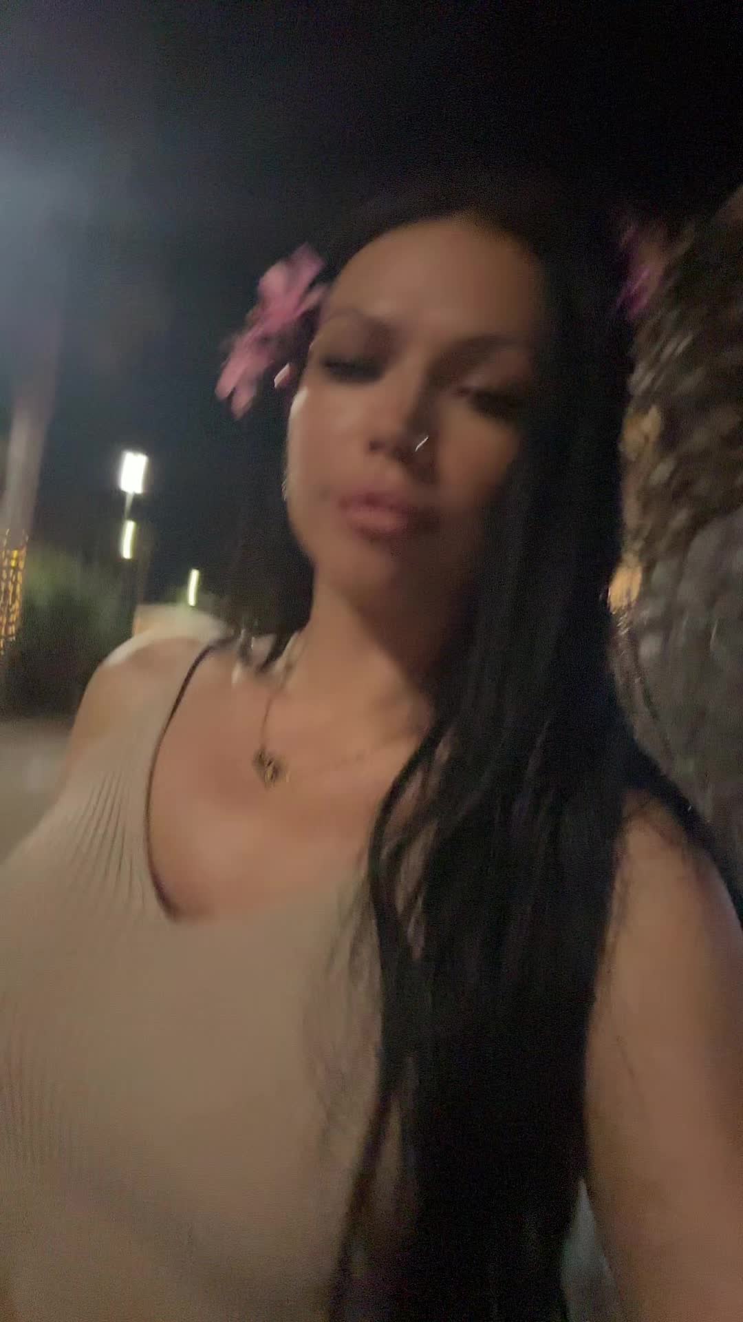 @Ella Ella
