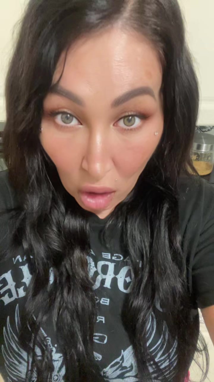 @Italiangirl🇮🇹native🇨🇦🇨🇦