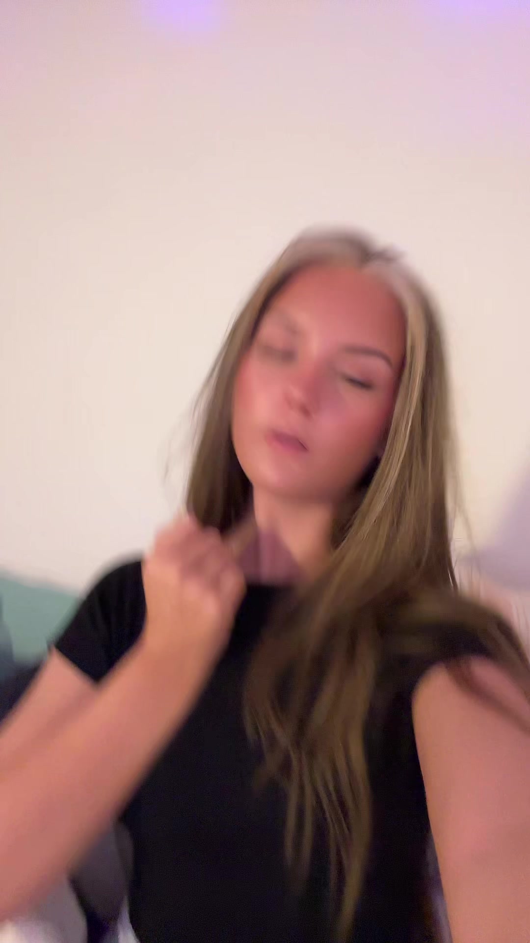 @𝓛𝓲𝓷𝓮-𝓢𝓸𝓯𝓲𝓮🥂🪩