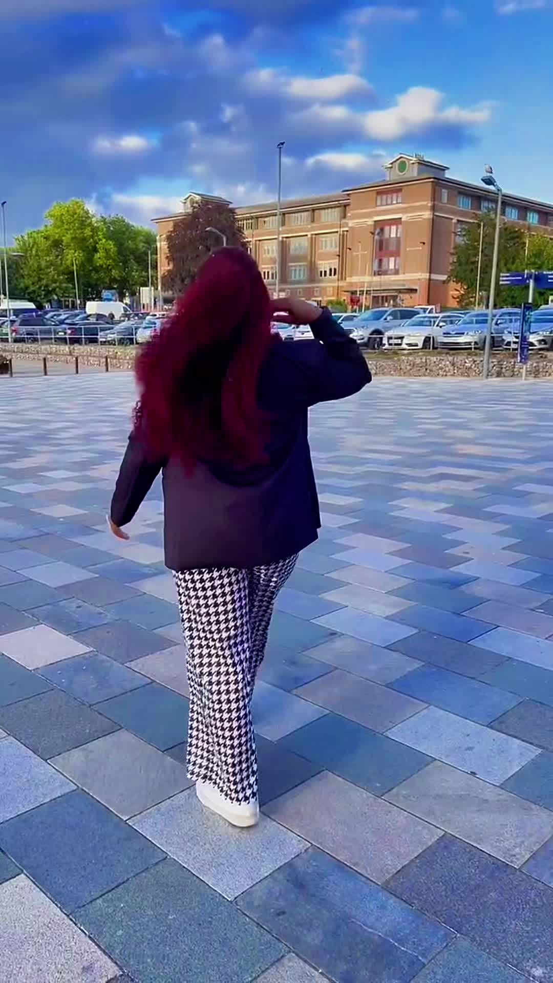 @wealth_shade