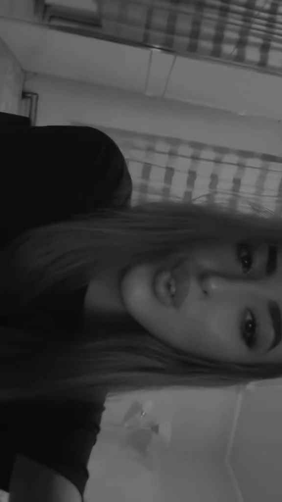 @lanaa
