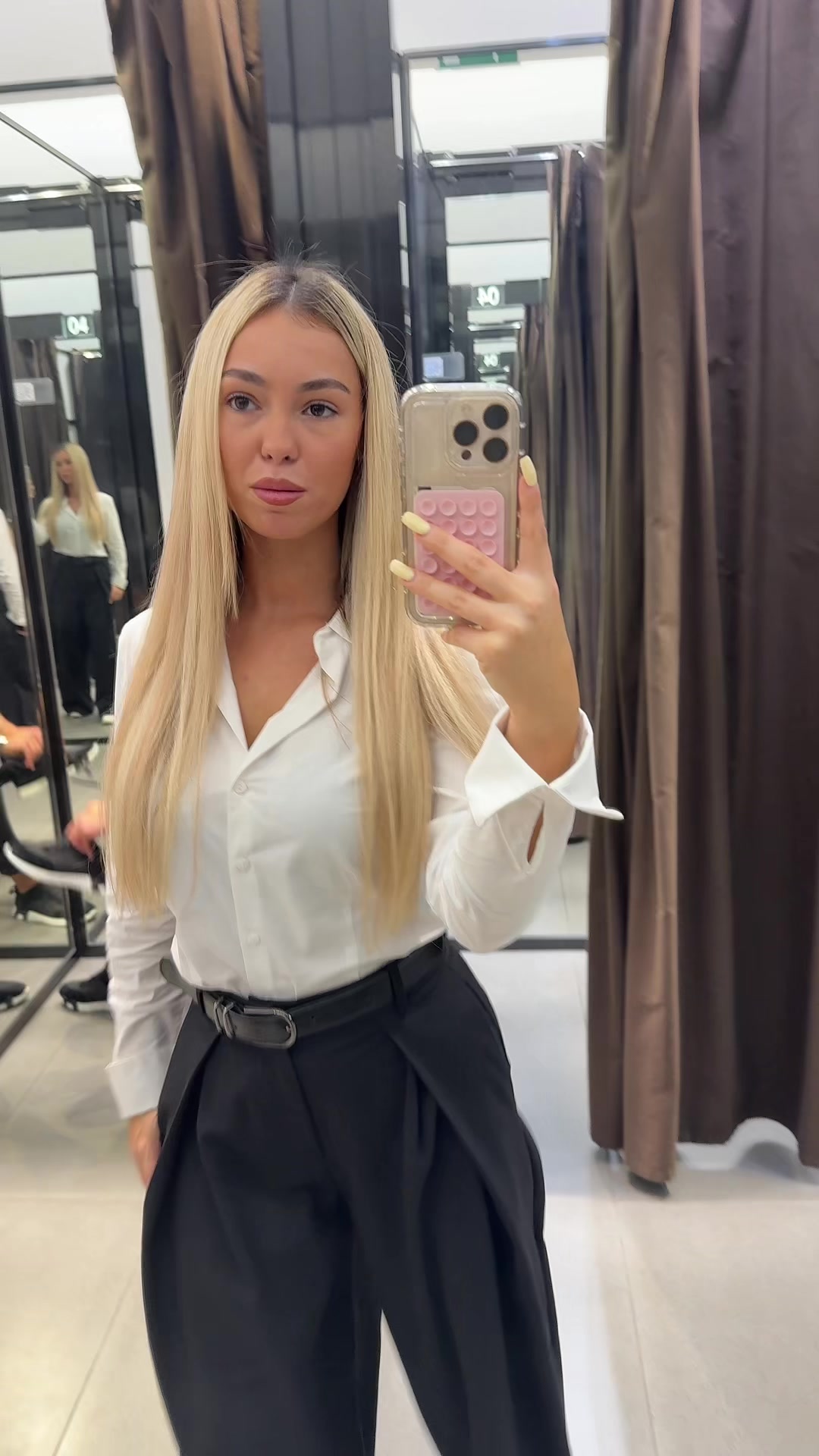 @lara_os
