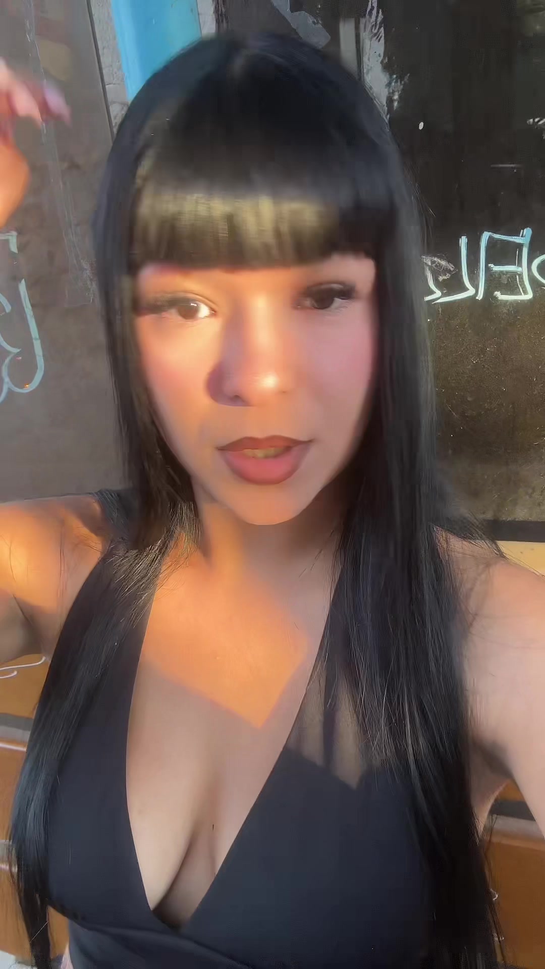 @♱