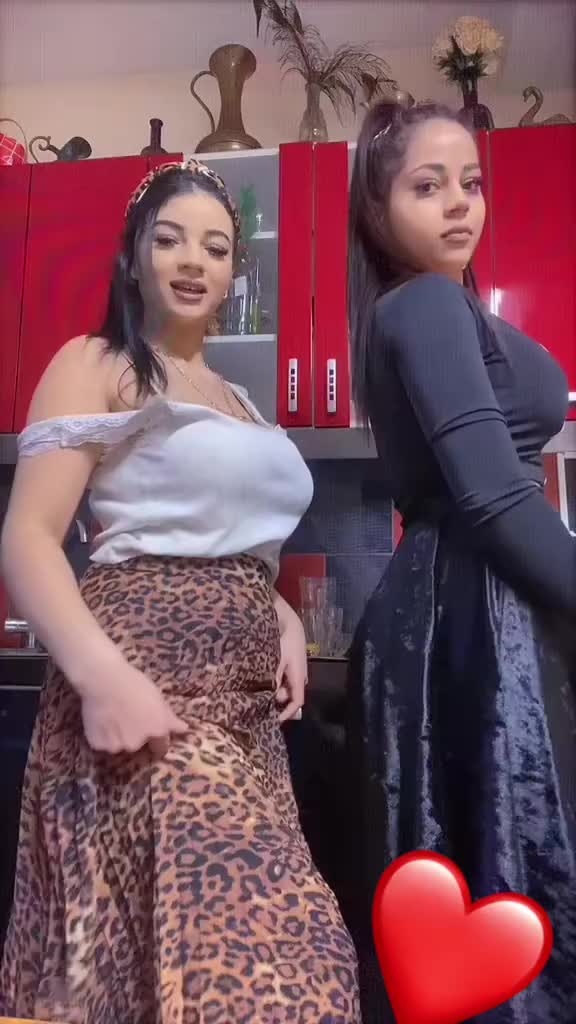@Elysa