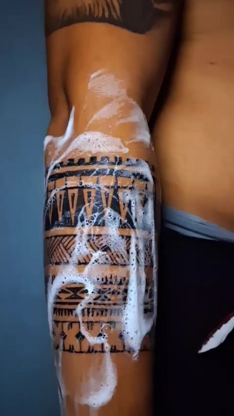 @Chey art tatto