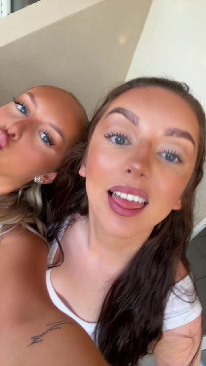 @elllaaa🎀