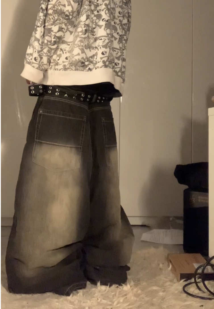@☠︎