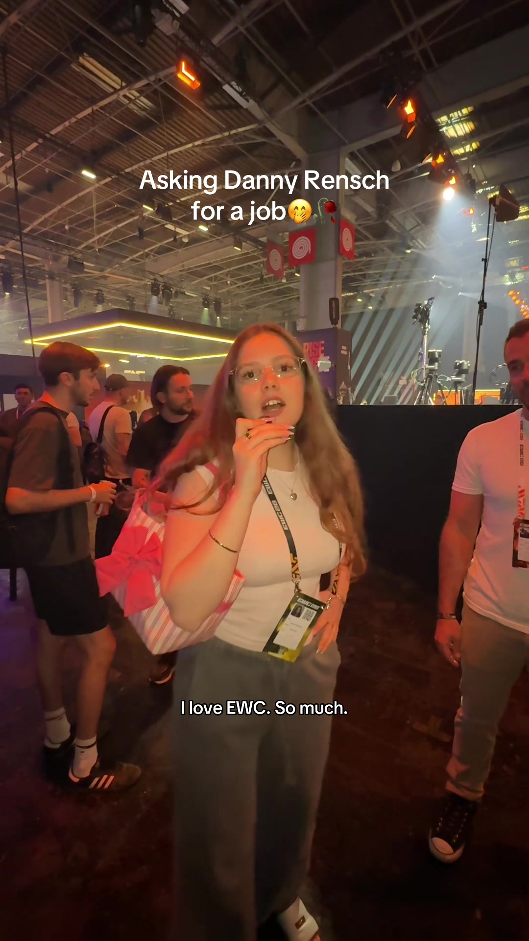 @Twitch @elena