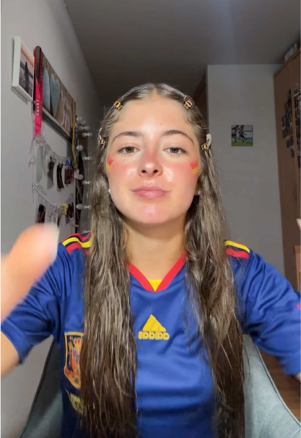 @albiitaaa:)