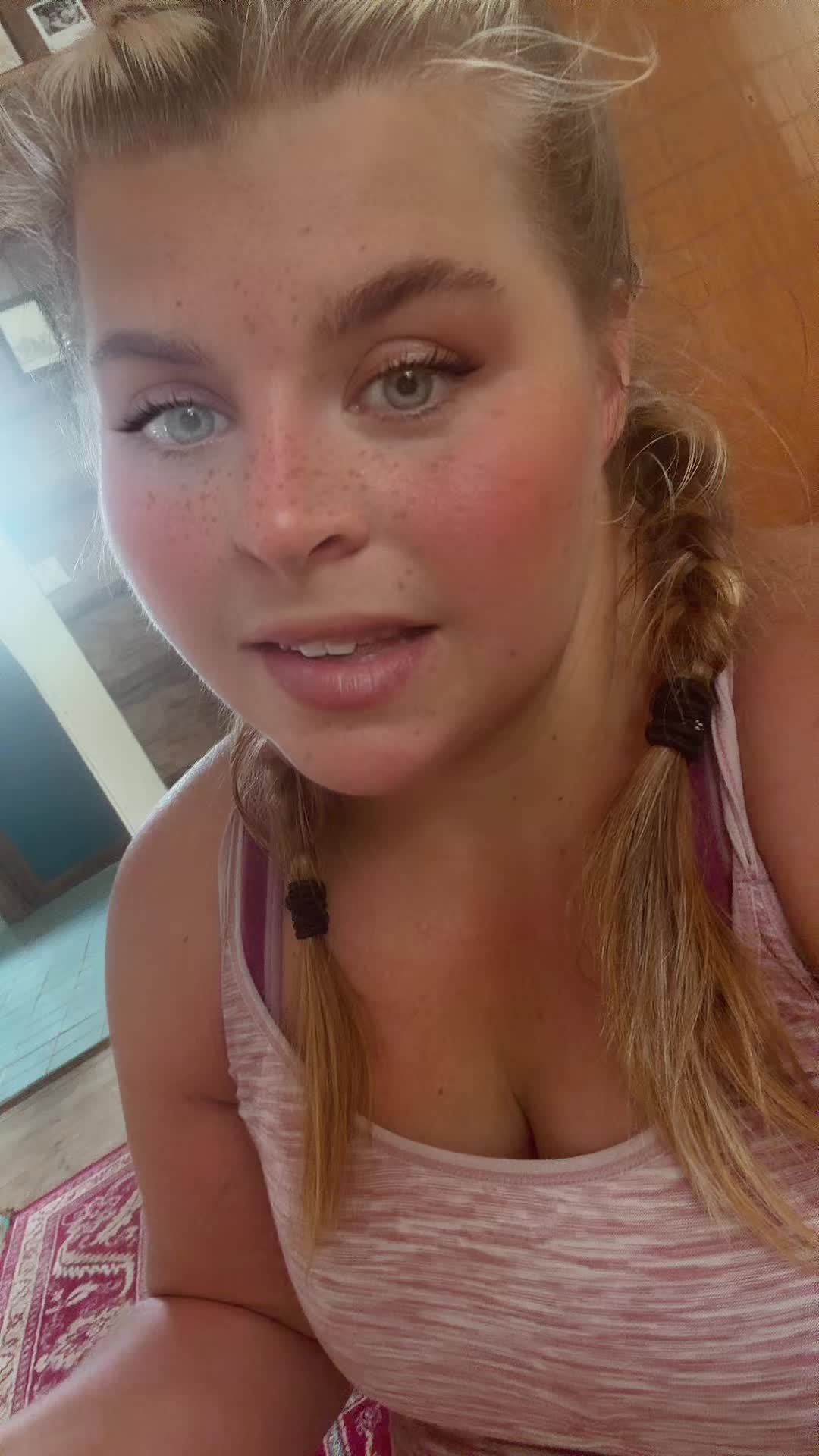 @klaraorbacks
