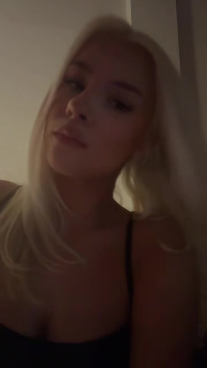 @charlottenott