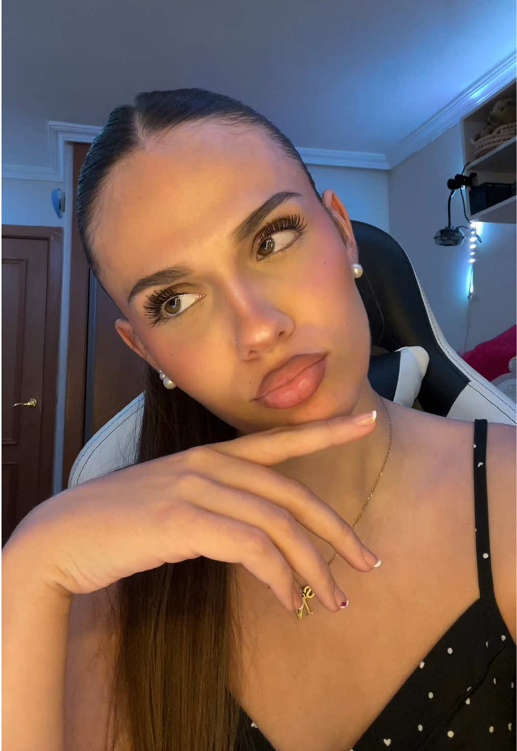 @𝓷𝓸𝓪💓