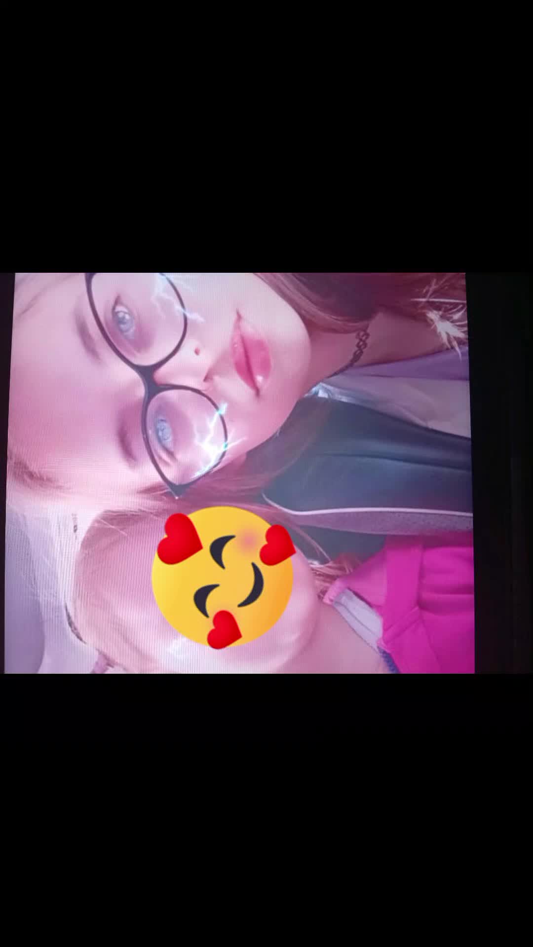 @Leonie