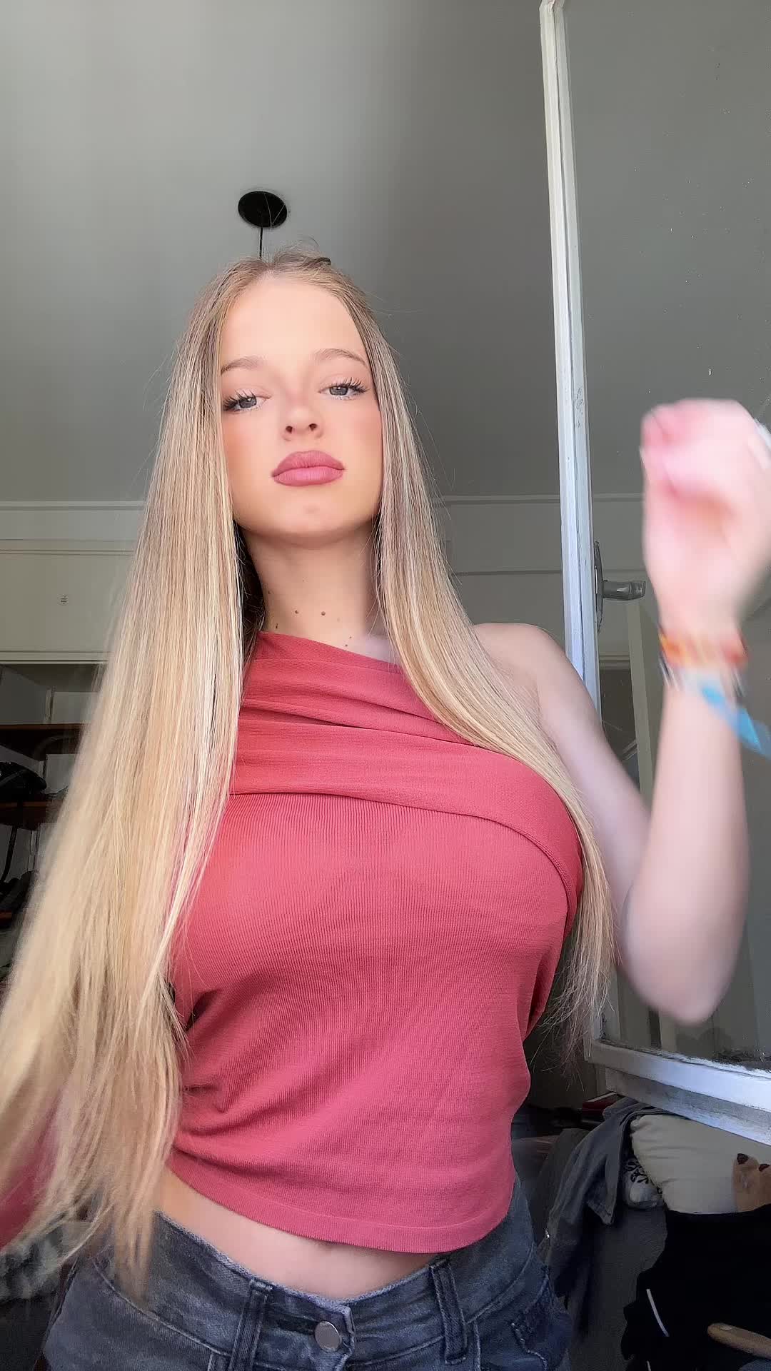 @ainara