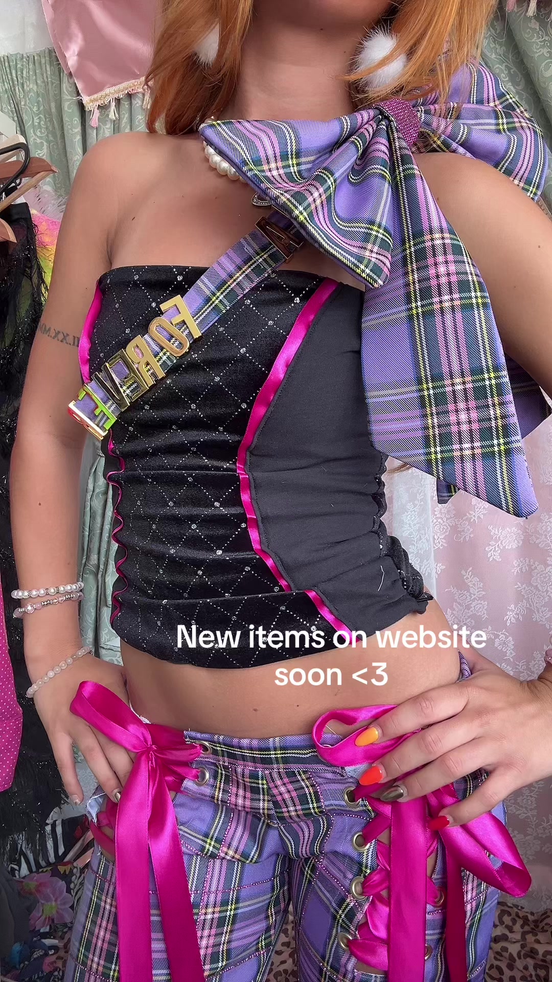 @⋆ ♱ ✩ Tegan Harris ✩ ♱ ⋆