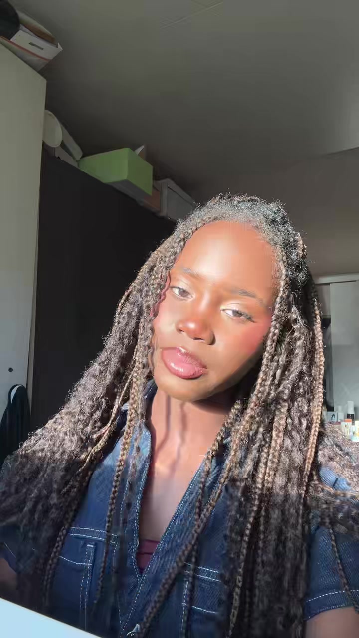 @Debbie🫶