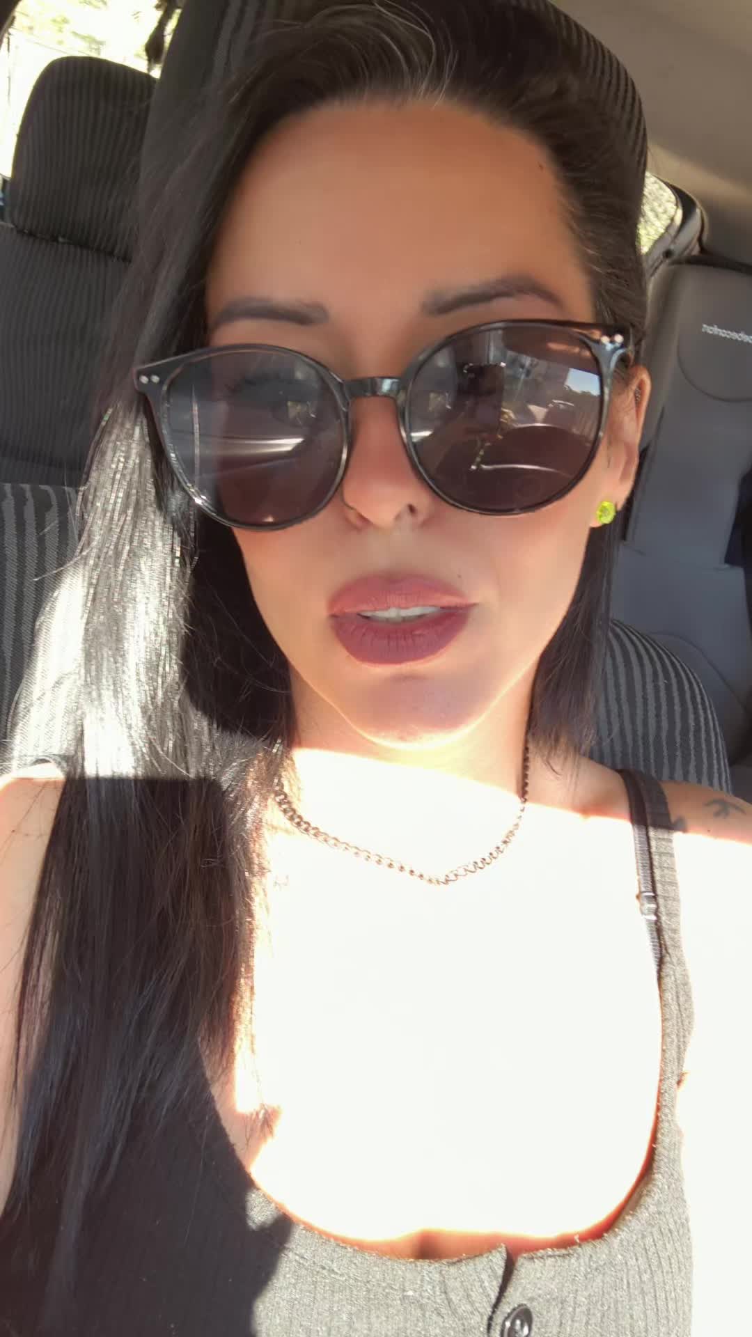 @Angie MC