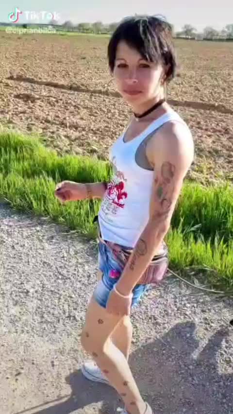 @Cristina Varga
