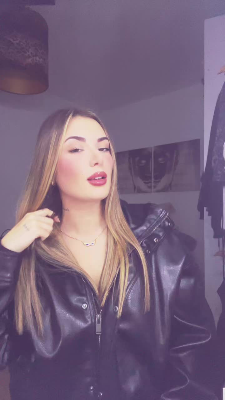 @Adriana