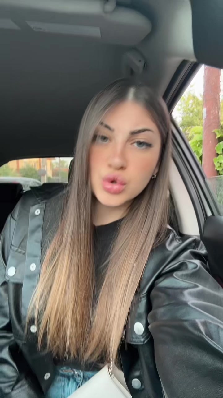 @Clara Basile