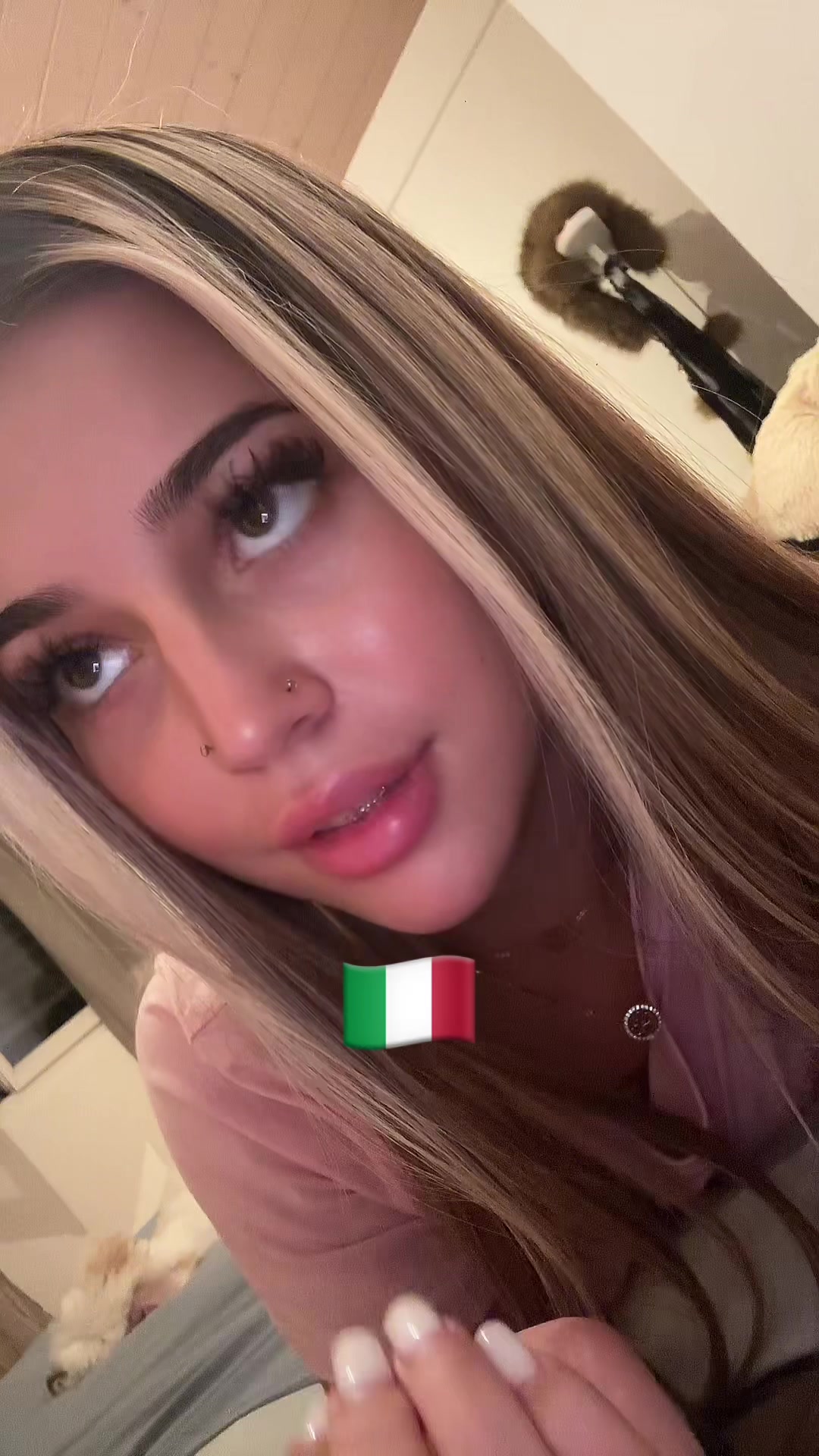@LUVLAURI 🦋