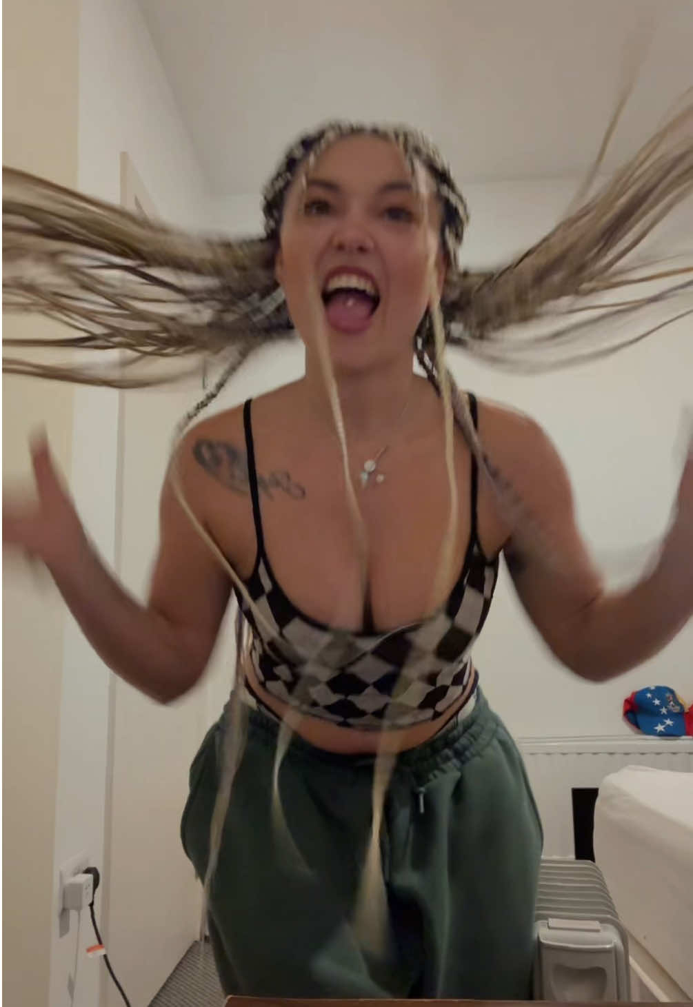 @Sandyyy