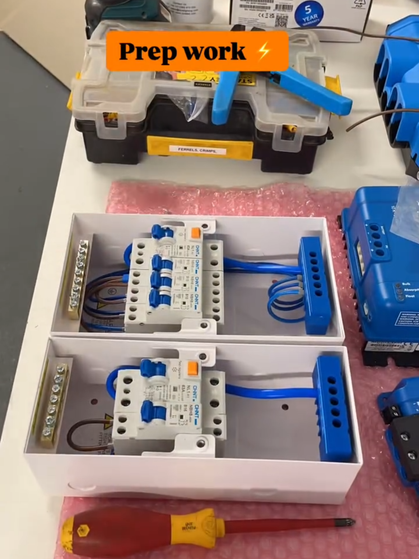 @Tiny Build Electrics