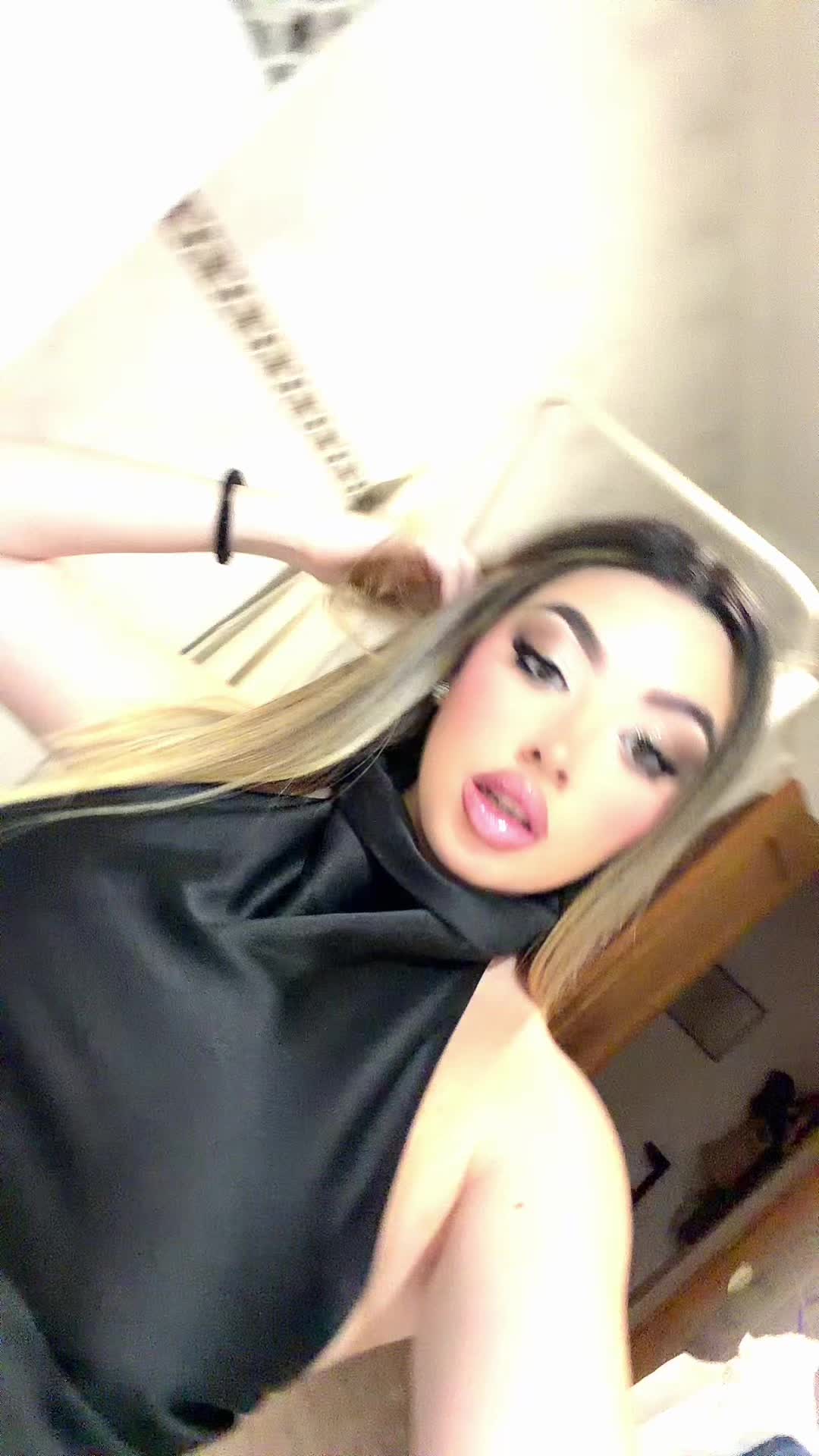 @𝑷𝒂𝒖𝒍𝒂🎀