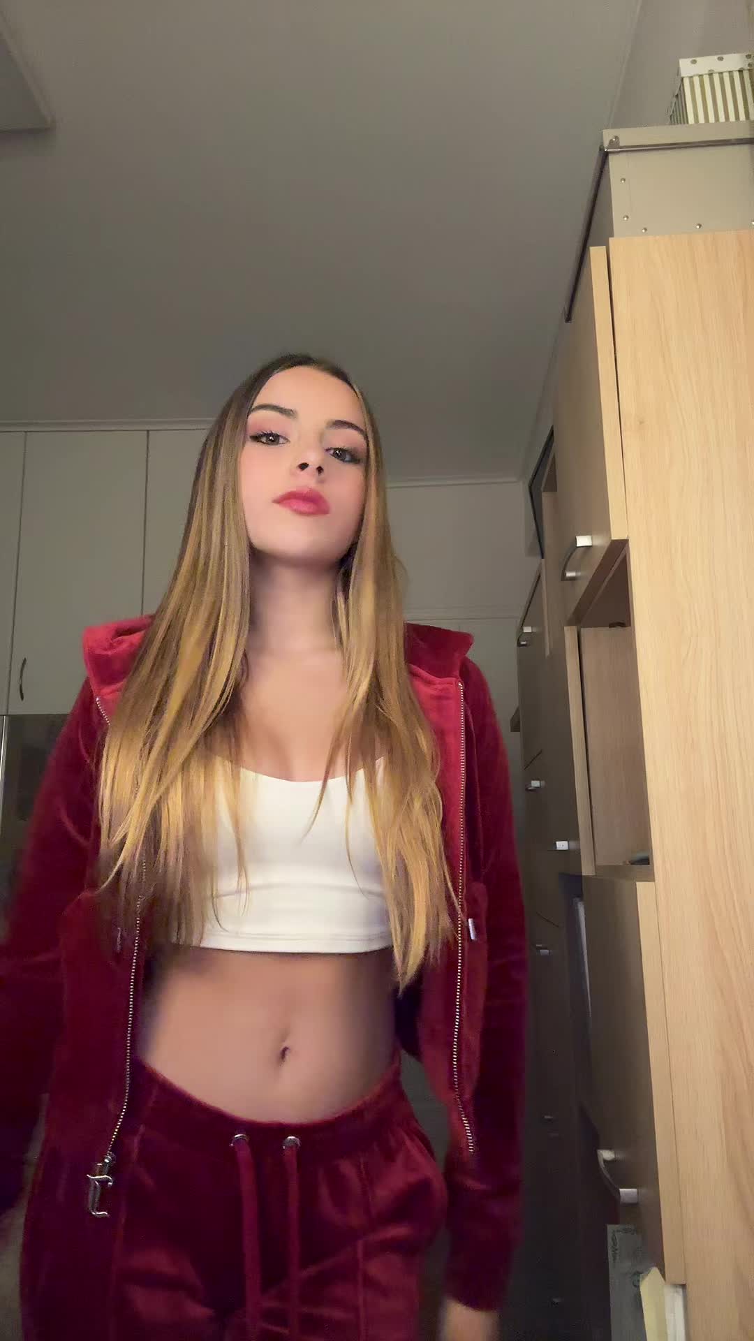 @Eirinii