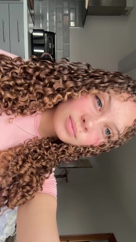 @𝐝𝐚𝐢𝐬𝐲 𝐦𝐚𝐲۶ৎ
