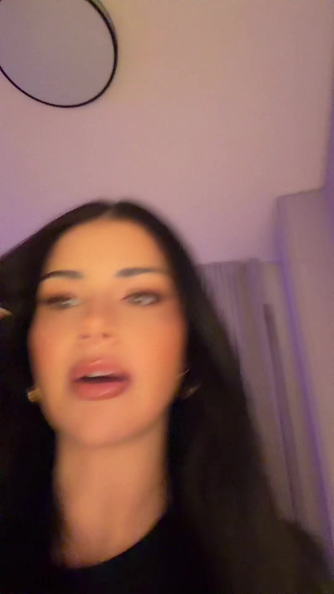 @Dominique Alagia