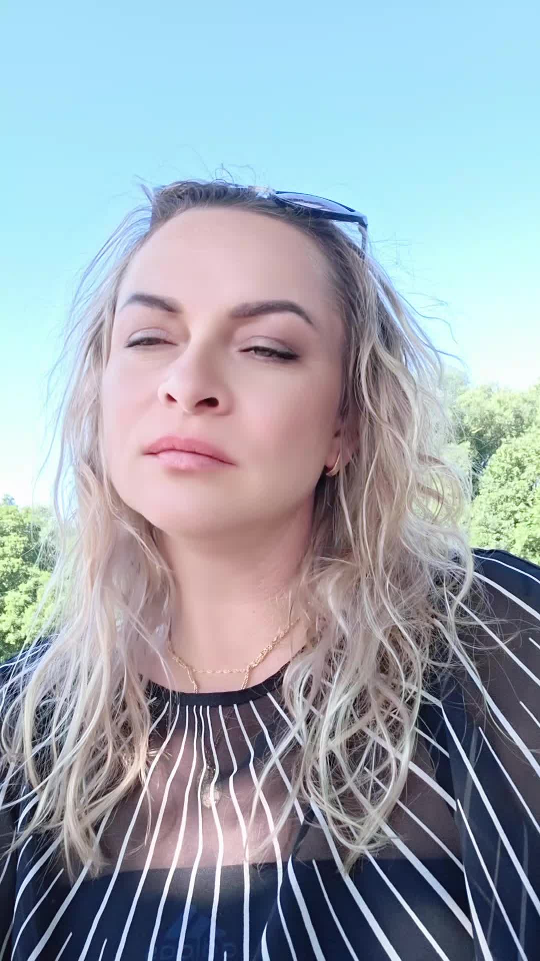 @Viktoriia