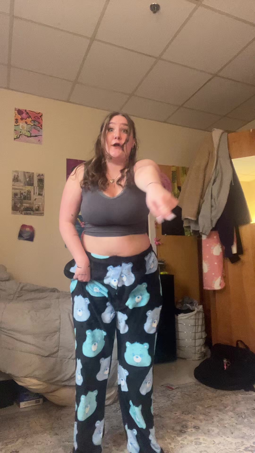 @nessawrlld