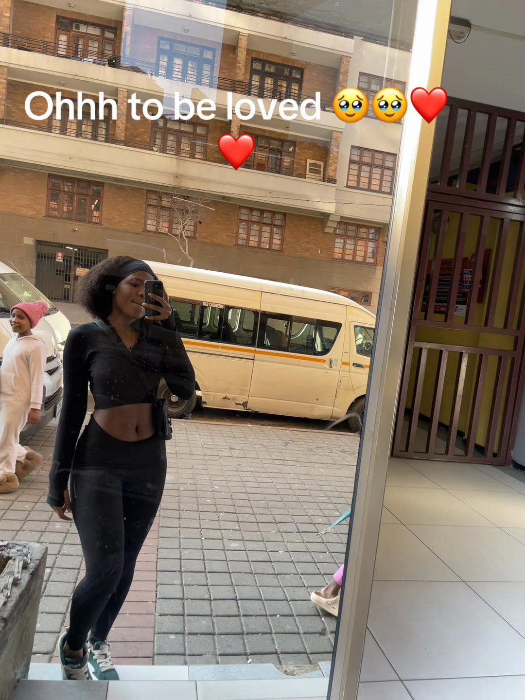 @Roxysibs7