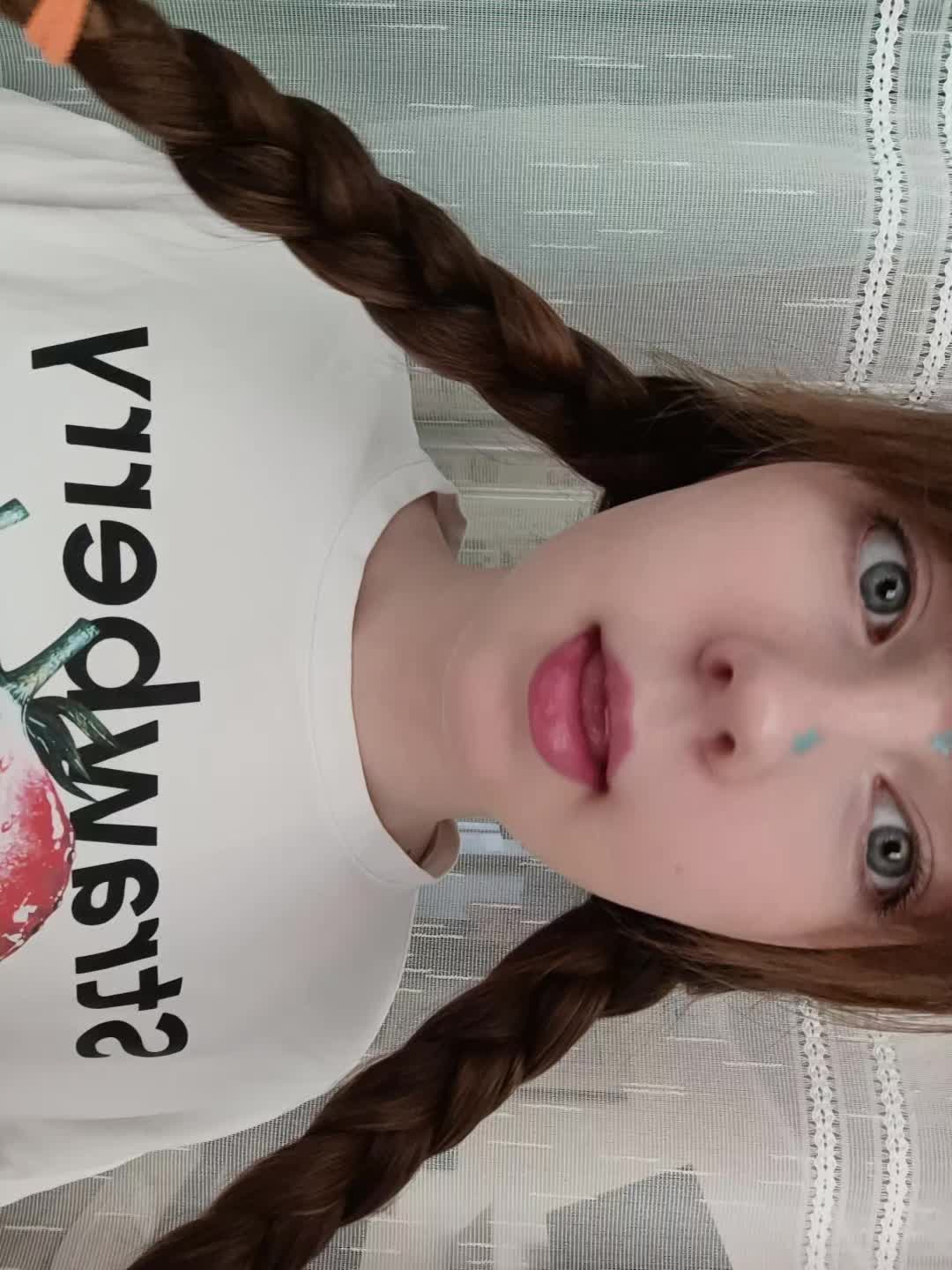 @алиса сниккерс
