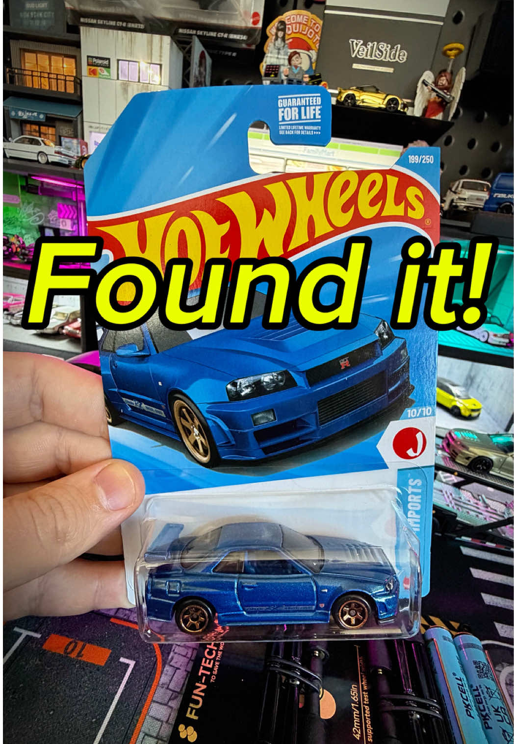 @DiecastBodega