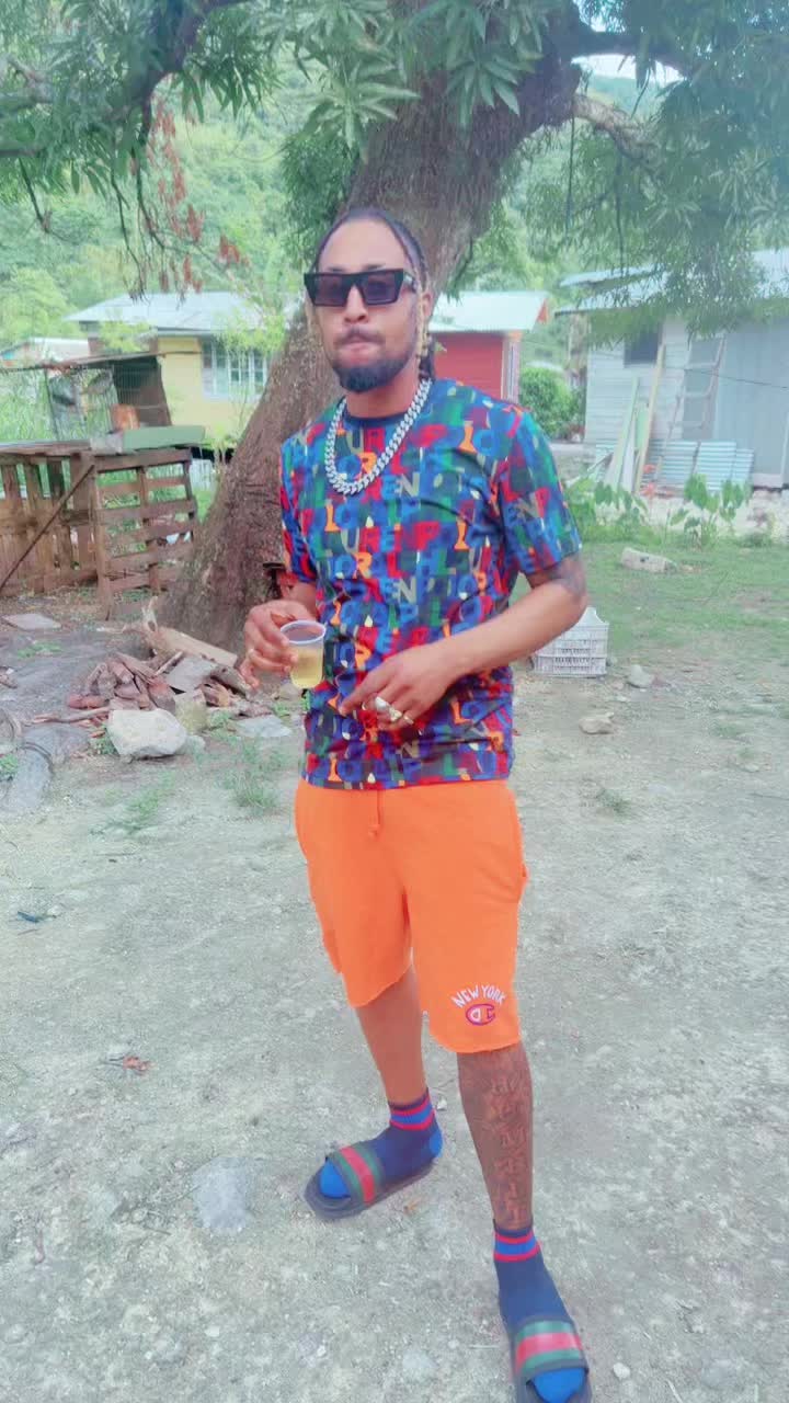 @Laloworl_🎲