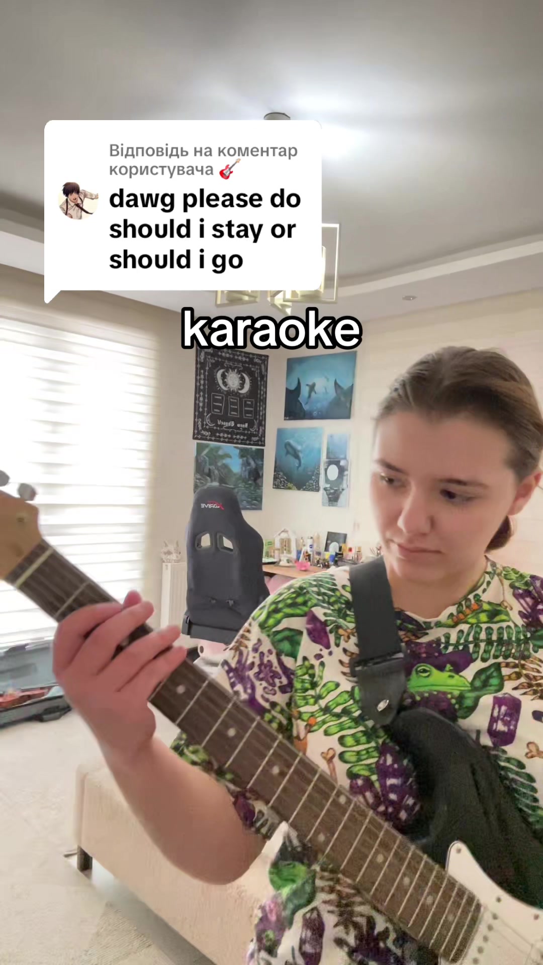 @￴
