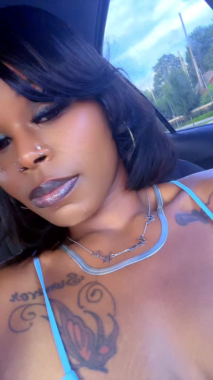 @Spoiled Ass Nae