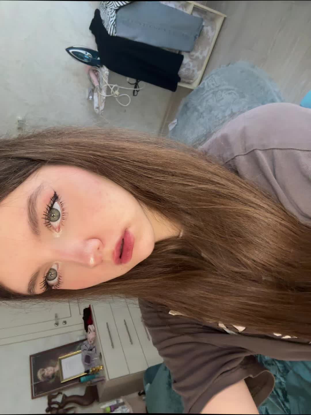 @skarlletq