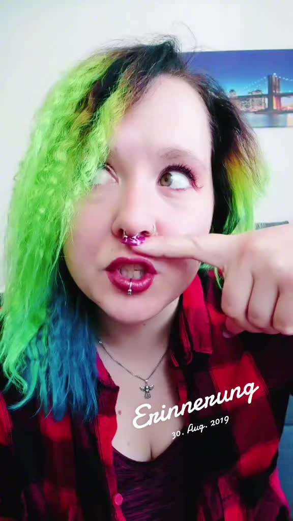 @Rainbowshit13🌺