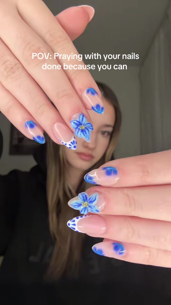 @Nailbea Nails