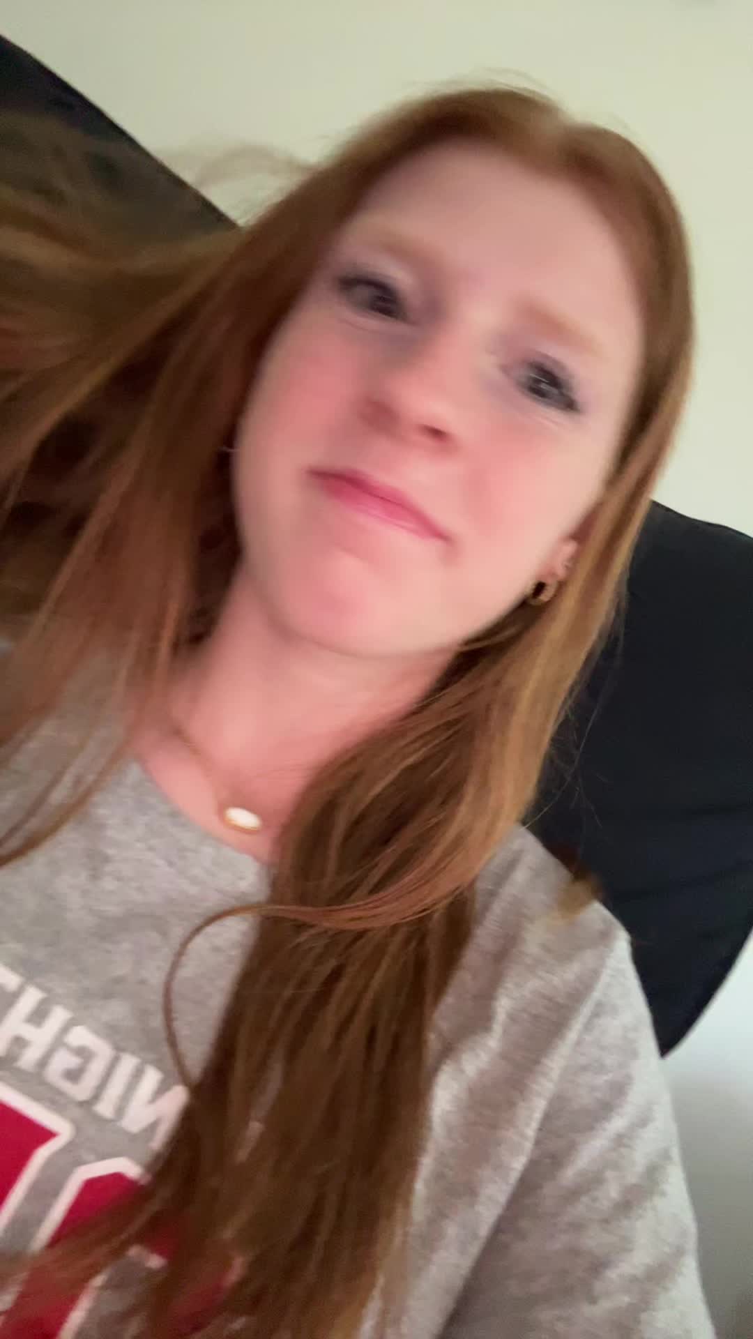 @Claire:)