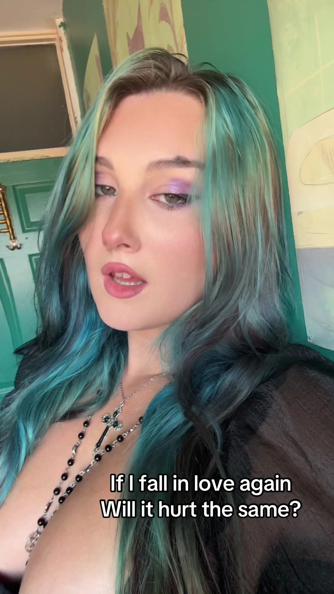 @🥀miku🦇